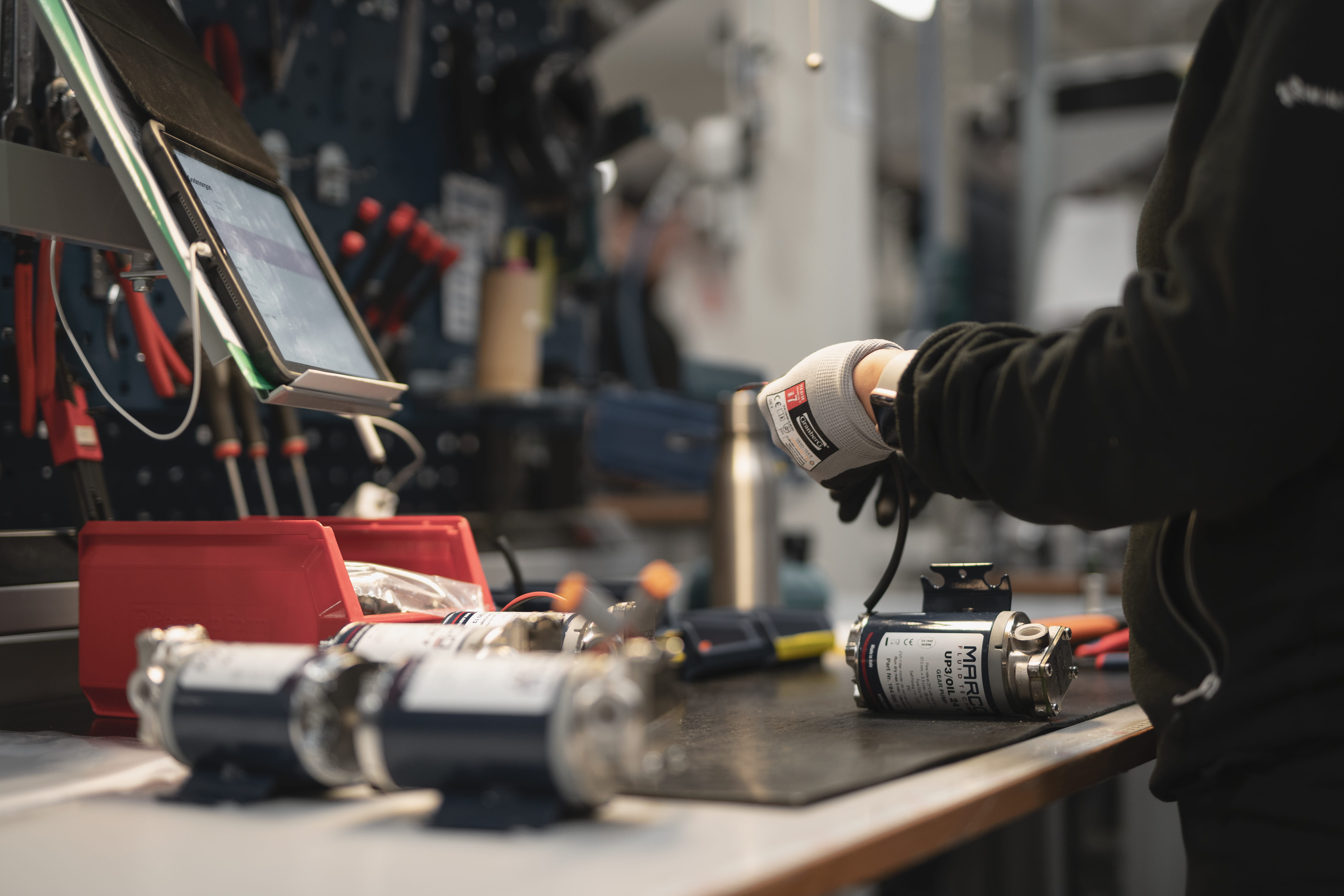 På Telfa har vi tillgång till kundanpassning, montering, bearbetning och förädling. Läs mer på vår hemsida! Telfa ab