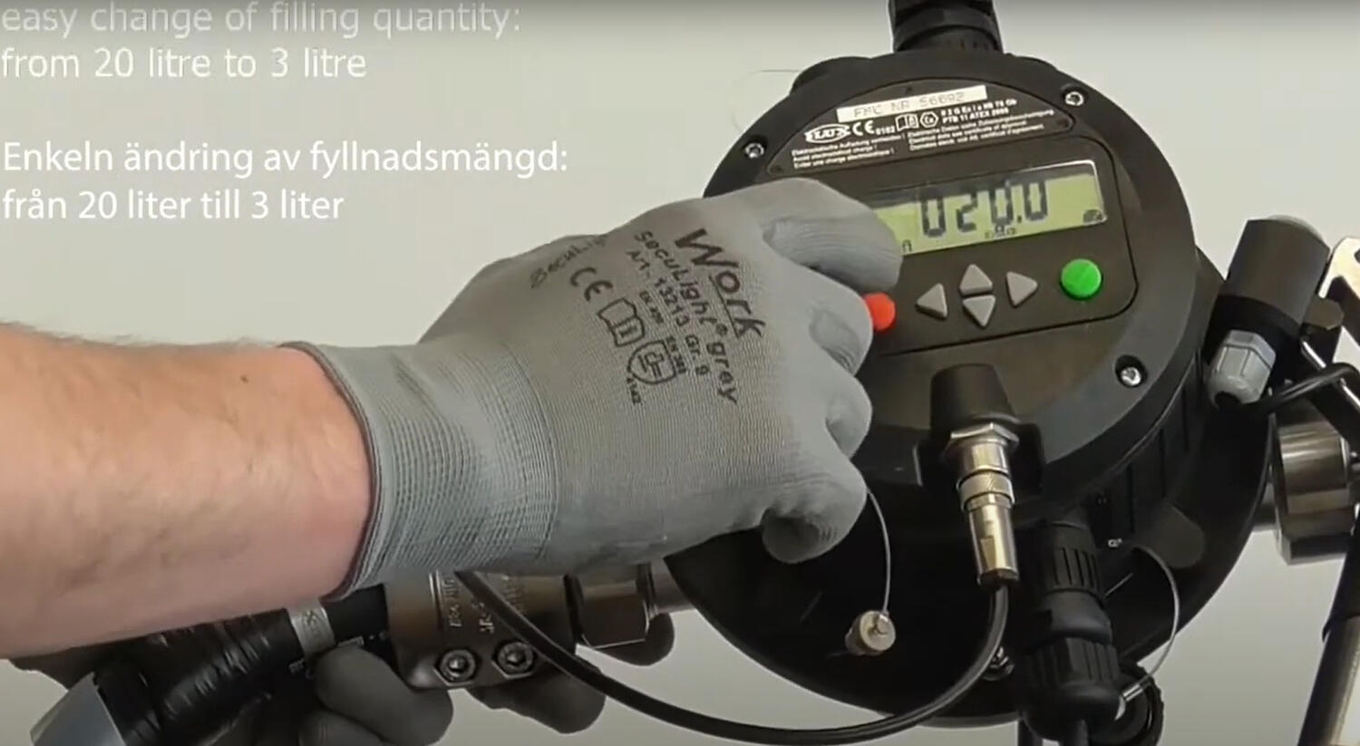 Fyllning av kärl med fatpump & flödesmätare